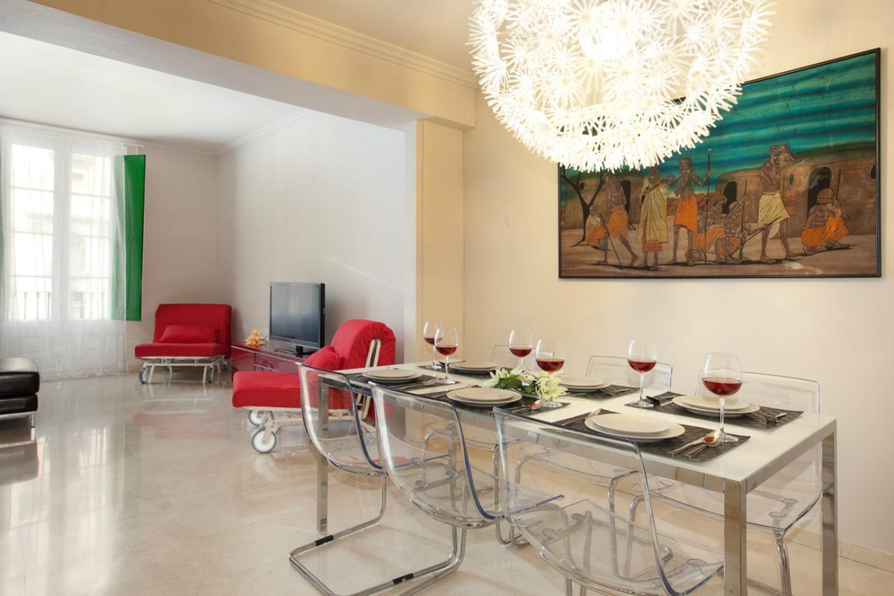 Traditional Catalonia Apartment Barcelona